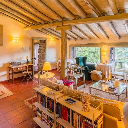 Real La Casa De Arriba