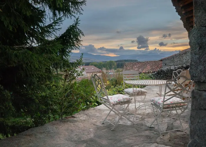 Real La Casa De Arriba 호텔 2*