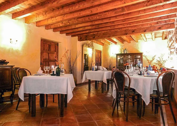 호텔 Real La Casa De Arriba 2*