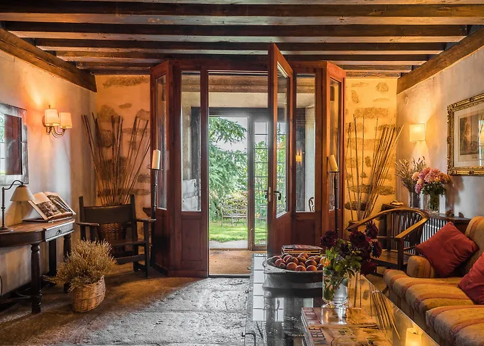 Real La Casa De Arriba 2* 나바레돈다 데 그레도스