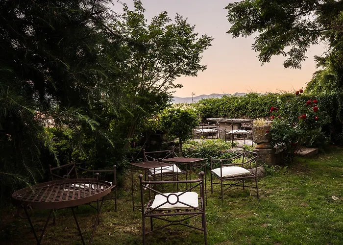 호텔 Real La Casa De Arriba 2*